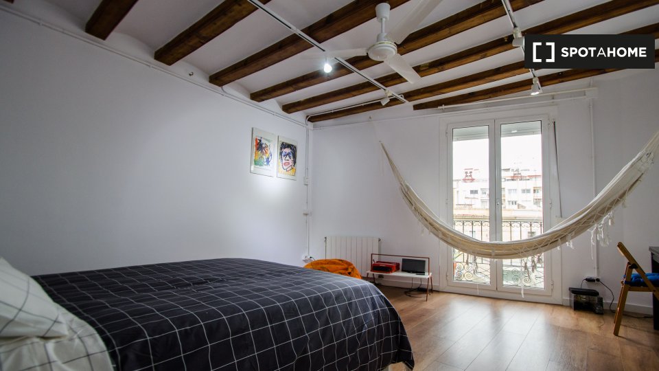 Apartment Barcelona, 2 beds, 77m² — photo 6