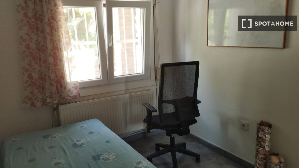 Camera doppia Barcellona, 4 camere, 120m² — foto 2