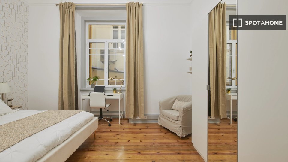 Double room Lisbon, 10 beds — photo 11