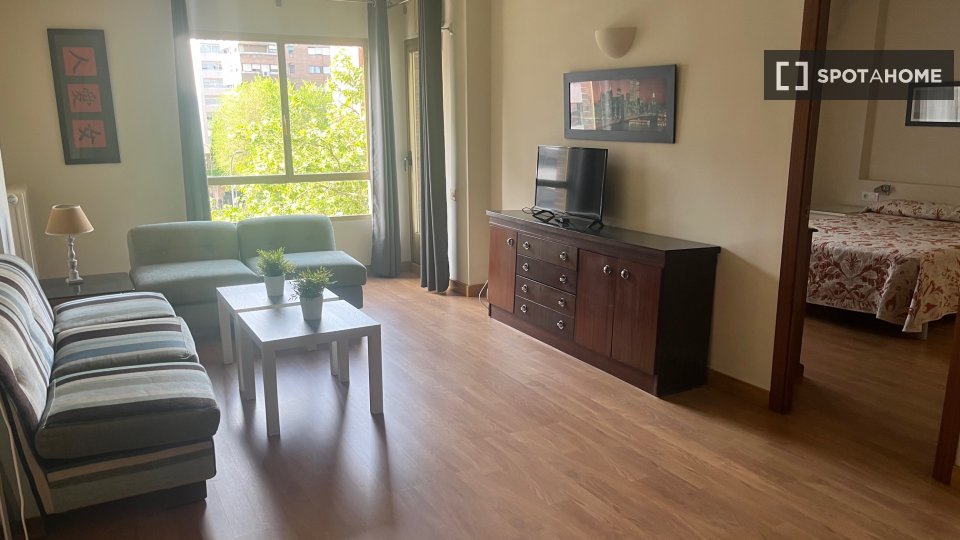 Apartment Madrid, 1 bed — photo 1