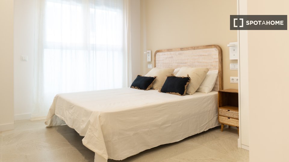 Apartment Madrid, 2 beds, 65m² — photo 11