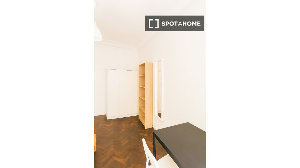 Double room Lisbon, 7 beds, 100m² — photo 41