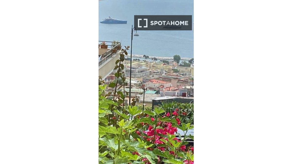 Apartment Naples, 1 bed — photo 2