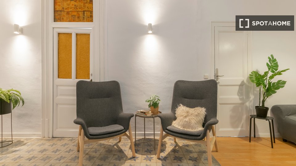 Double room Barcelona, 7 beds — photo 13