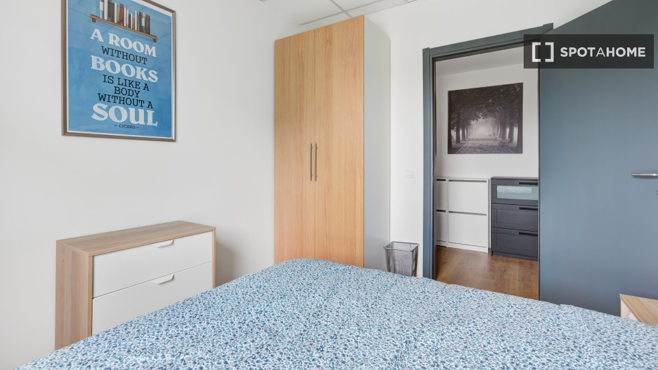 Double room Milan, 7 beds, 168m² — photo 2