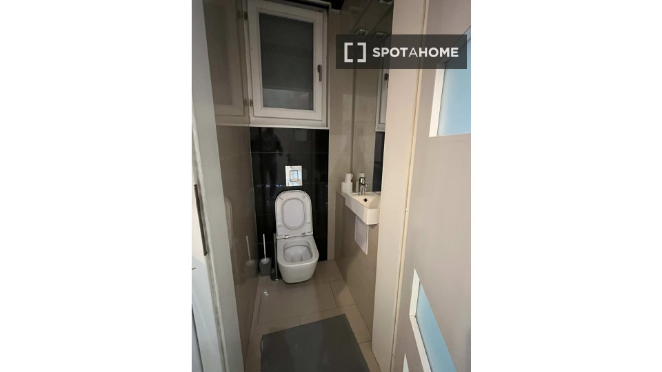 Apartment Budapest, 2 beds, 70m² — photo 4