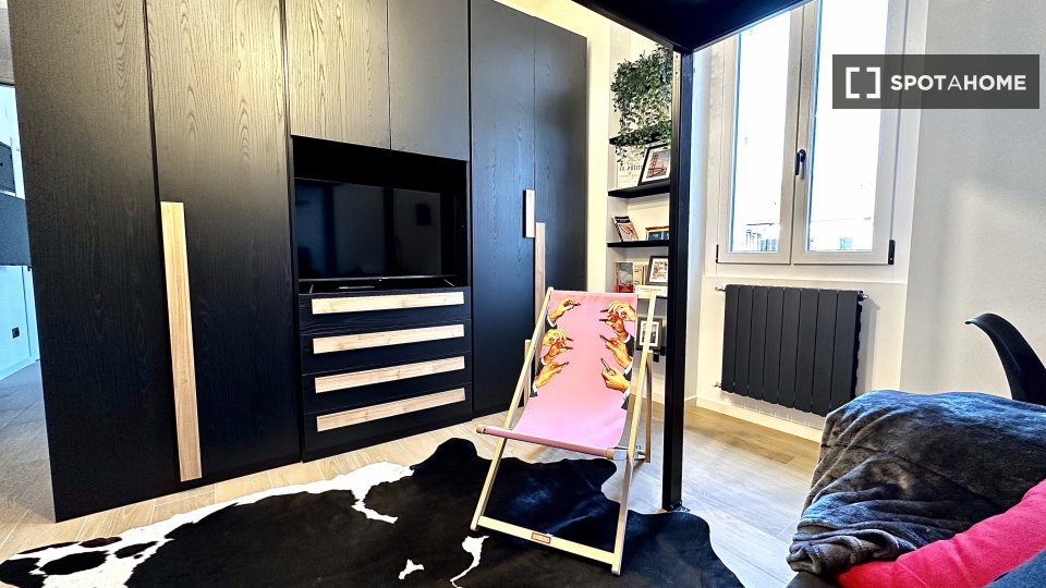 Apartment Milan, 1 bed, 55m² — photo 15
