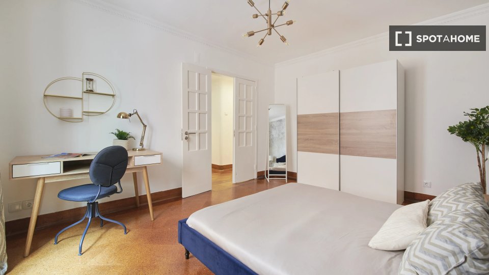 Double room Lisbon, 7 beds — photo 12