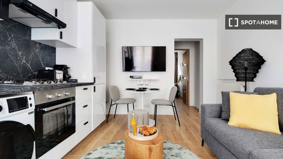 Appartamento con 1 camera da letto in affitto a Montmartre, Parigi - en París