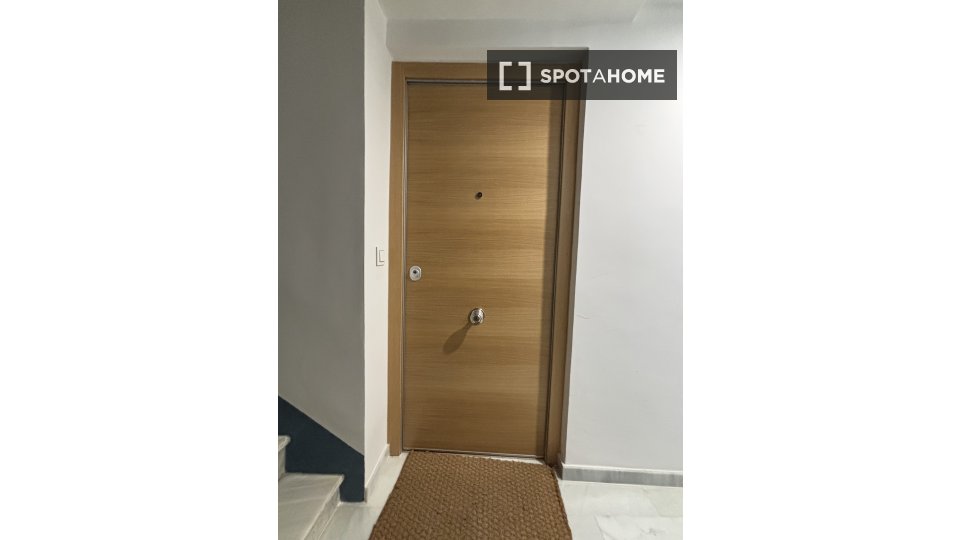 Apartment Valencia, 2 beds, 76m² — photo 1