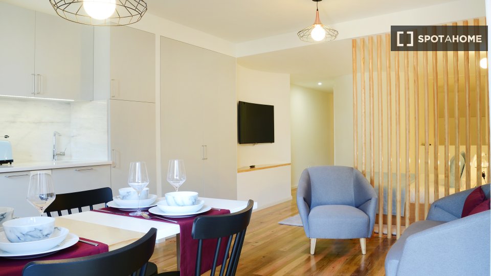 Apartment Porto, 1 bed, 110m² — photo 7
