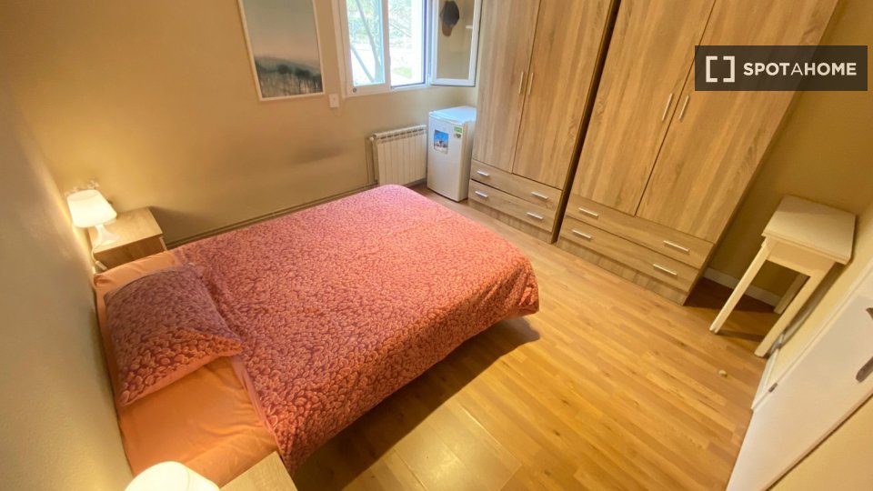 Double room Madrid, 6 beds — photo 13