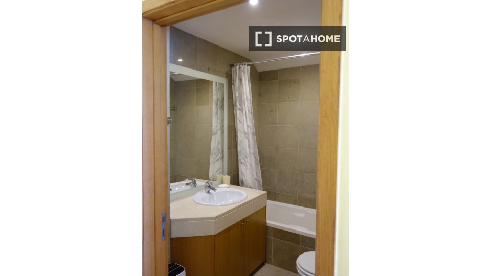 Apartment Porto, 3 beds, 230m² — photo 16