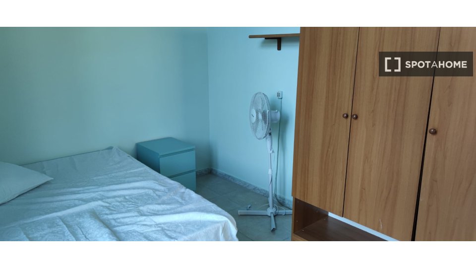 Double room Naples, 5 beds, 120m² — photo 4