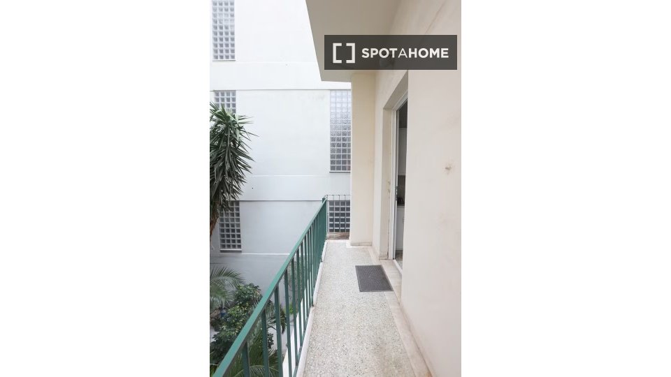 Double room Athens, 8 beds — photo 7