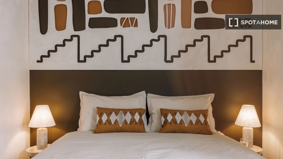 Apartment Lisbon, 2 beds — photo 17