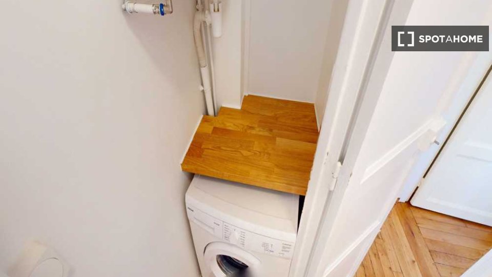 Double room Paris, 5 beds, 100m² — photo 6