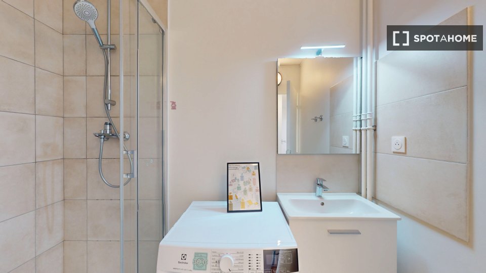 Double room Paris, 10 beds — photo 17
