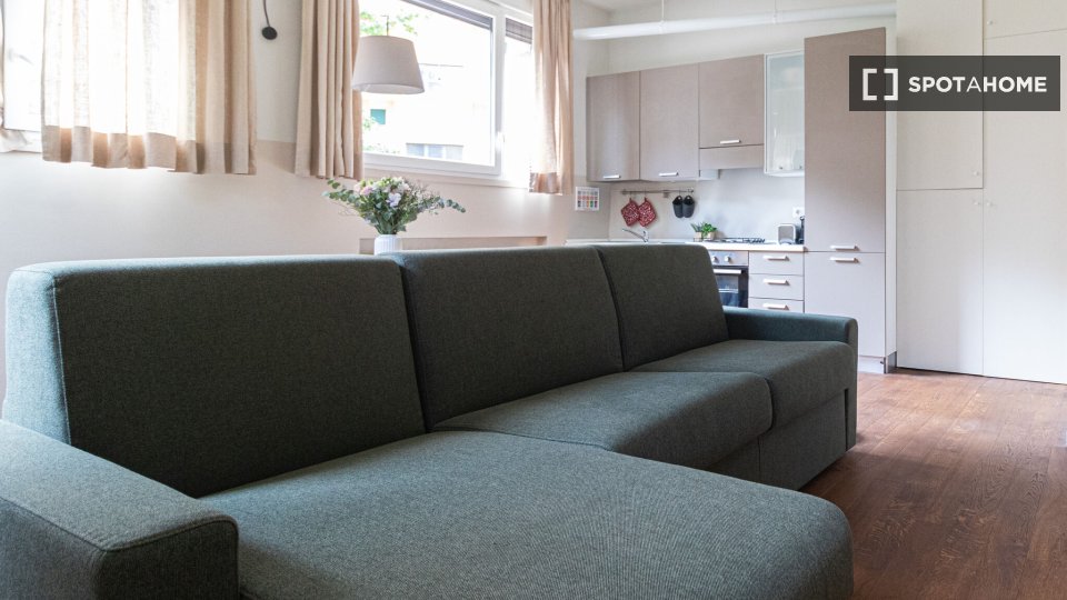 Apartment Milan, 2 beds, 70m² — photo 9