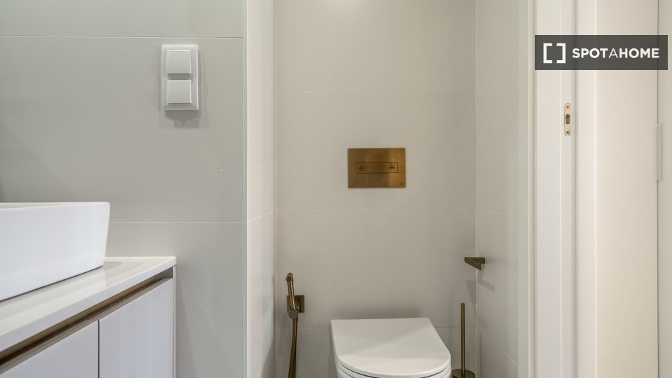 Apartment mono Lisbon, 36m² — photo 8