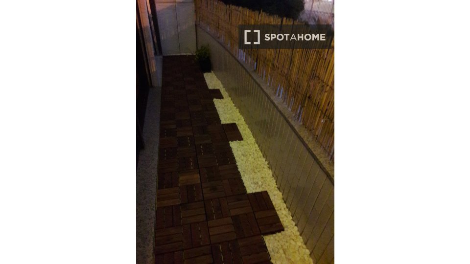 Double room Porto, 3 beds, 90m² — photo 13