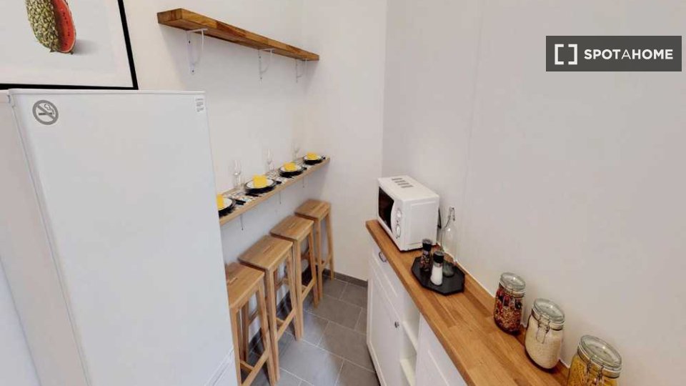 Double room Paris, 4 beds, 80m² — photo 4