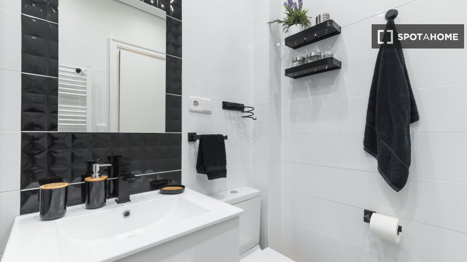 Apartment Madrid, 2 beds, 62m² — photo 11