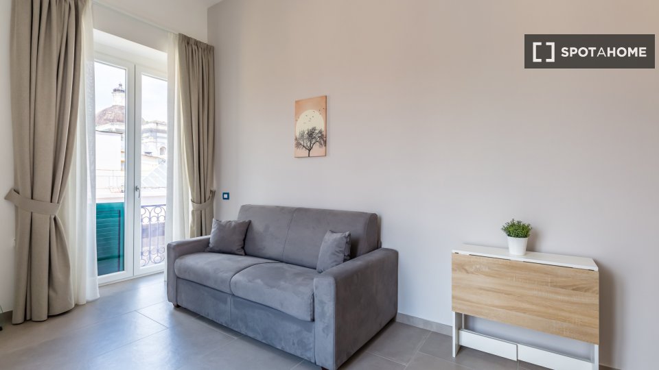 Apartment Naples, 1 bed — photo 14