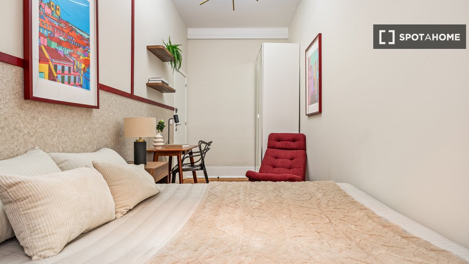 Double room Lisbon, 10 beds — photo 63