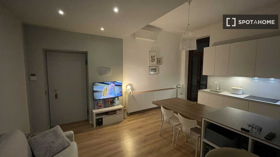 Apartment Milan, 2 beds — photo 2