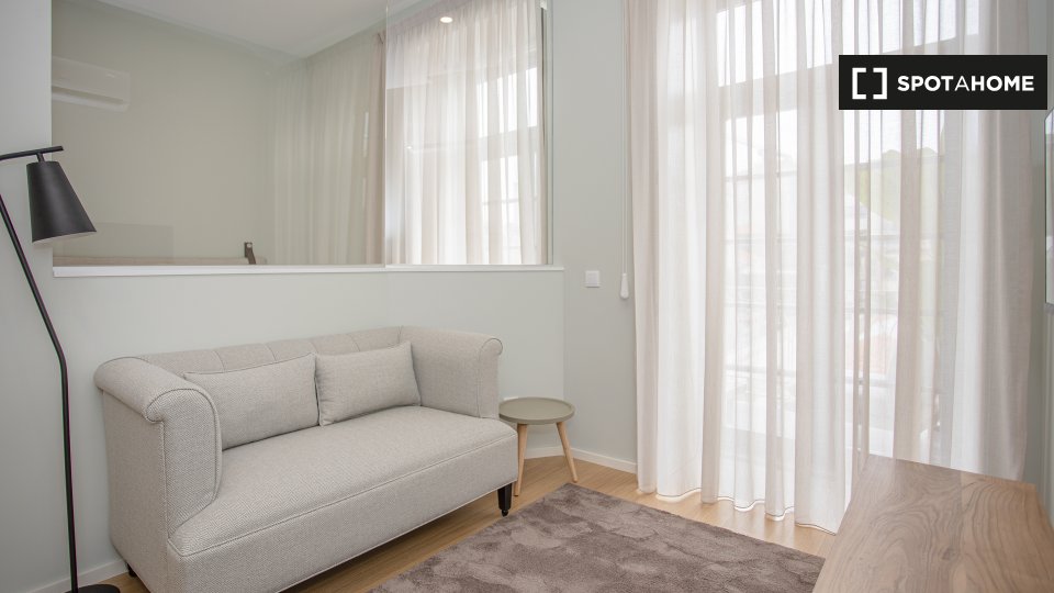 Apartment Porto, 1 bed, 45m² — photo 17
