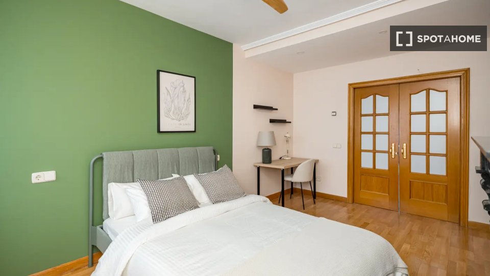 Double room Madrid, 10 beds — photo 19