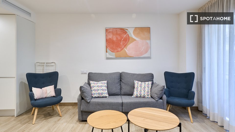 Apartment Barcelona, 2 beds, 55m² — photo 19