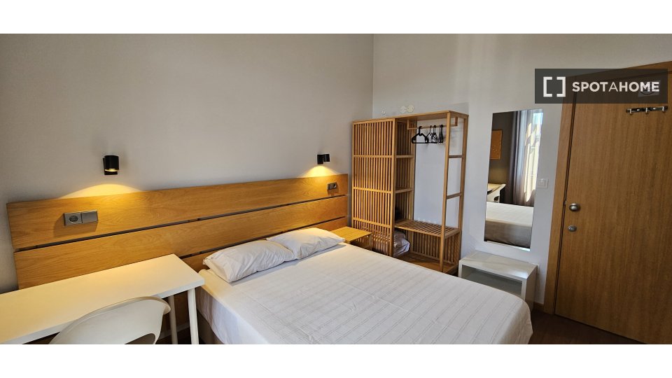 Double room Porto, 7 beds, 250m² — photo 36