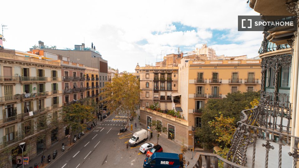 Double room Barcelona, 7 beds, 160m² — photo 19