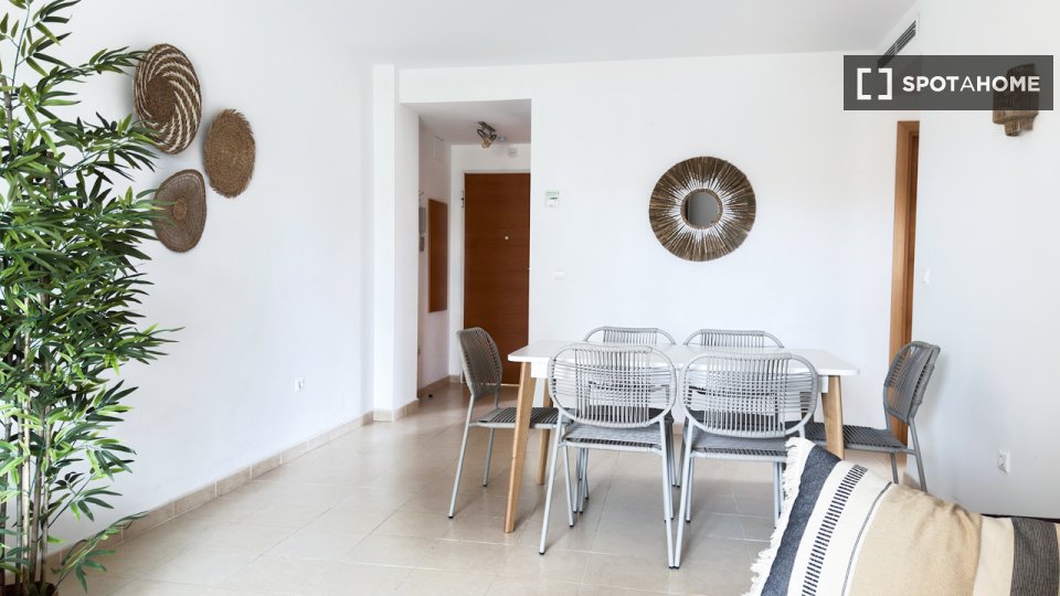 Apartment Alicante, 2 beds — photo 20