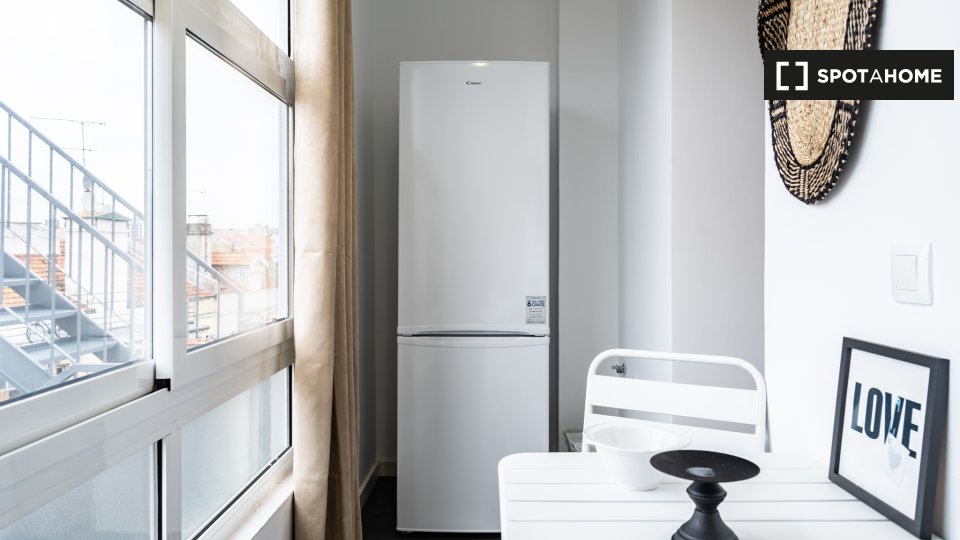 Apartment Lisbon, 2 beds — photo 16
