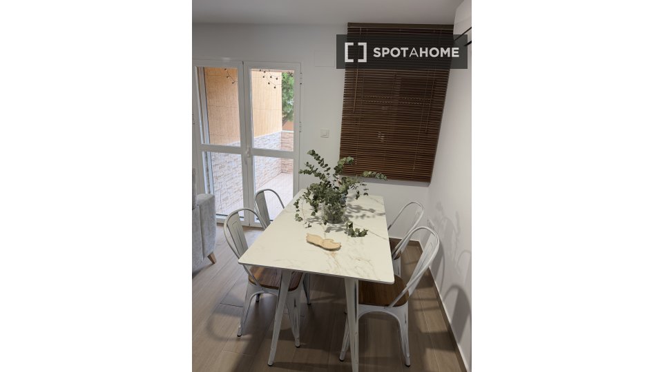 Apartment Cadiz, 2 beds, 70m² — photo 2