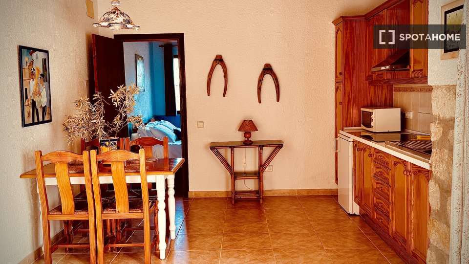 Apartment Alicante, 2 beds — photo 6