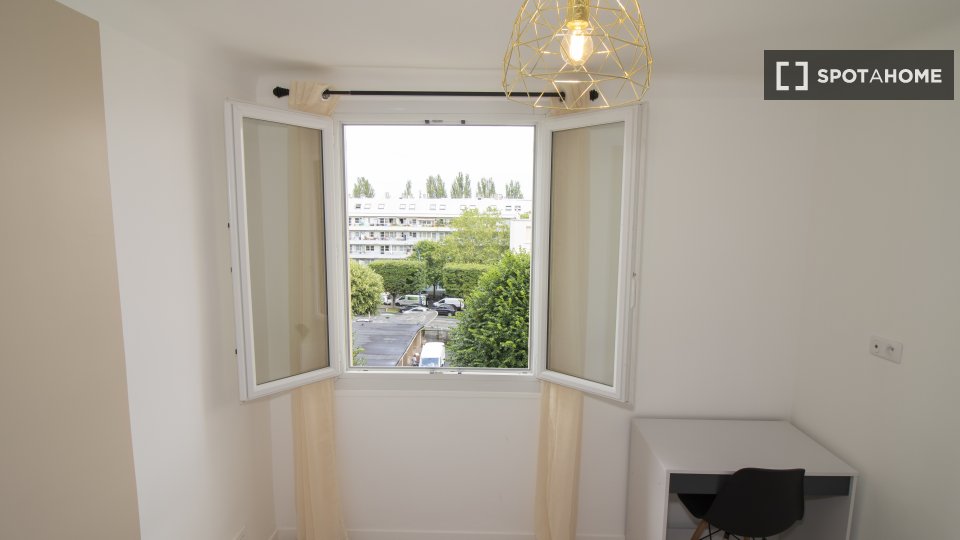 Double room Paris, 3 beds, 66m² — photo 5