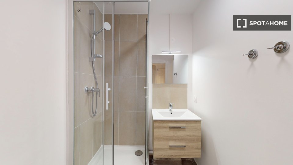 Double room Paris, 10 beds — photo 18