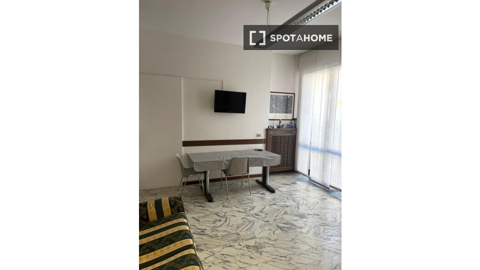 Apartment Milan, 1 bed — photo 12
