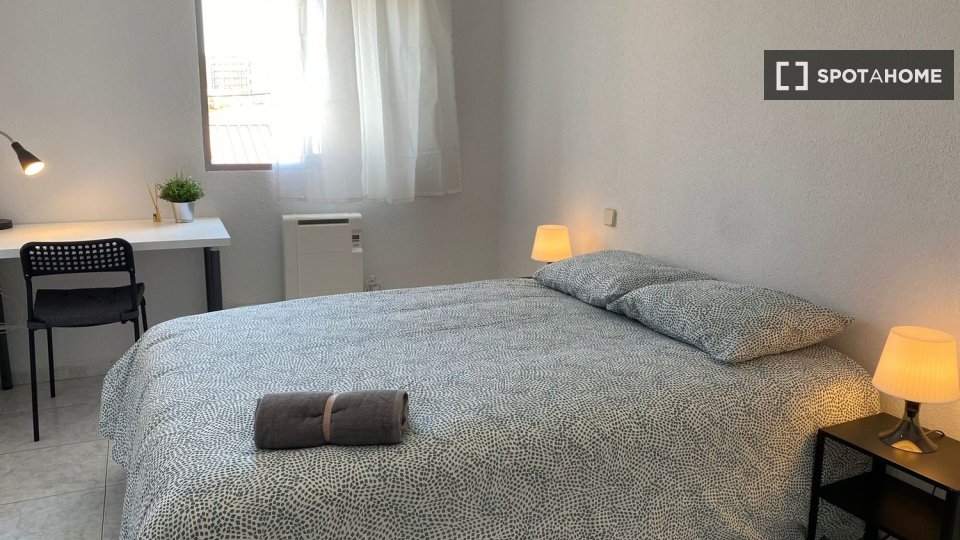 Habitación doble Madrid, 3 habitaciones — foto 8