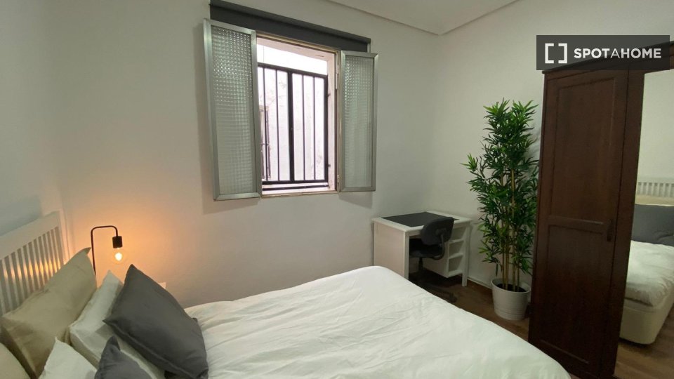 Double room Madrid, 4 beds — photo 70