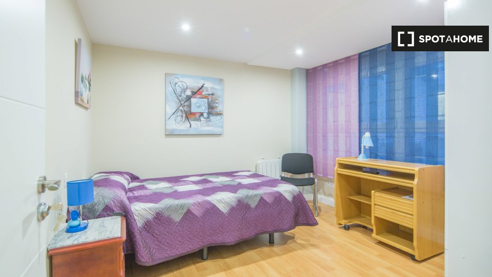 Double room Madrid, 8 beds — photo 40