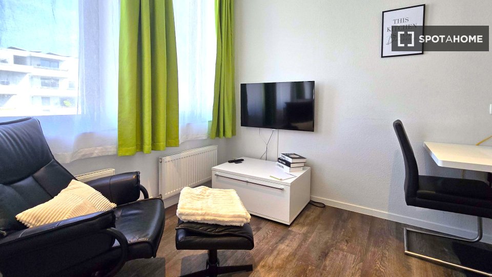 Apartment Frankfurt, 1 bed, 24m² — photo 9