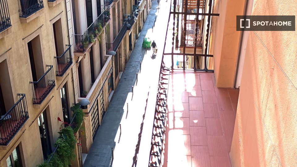 Apartment Barcelona, 2 beds, 80m² — photo 5