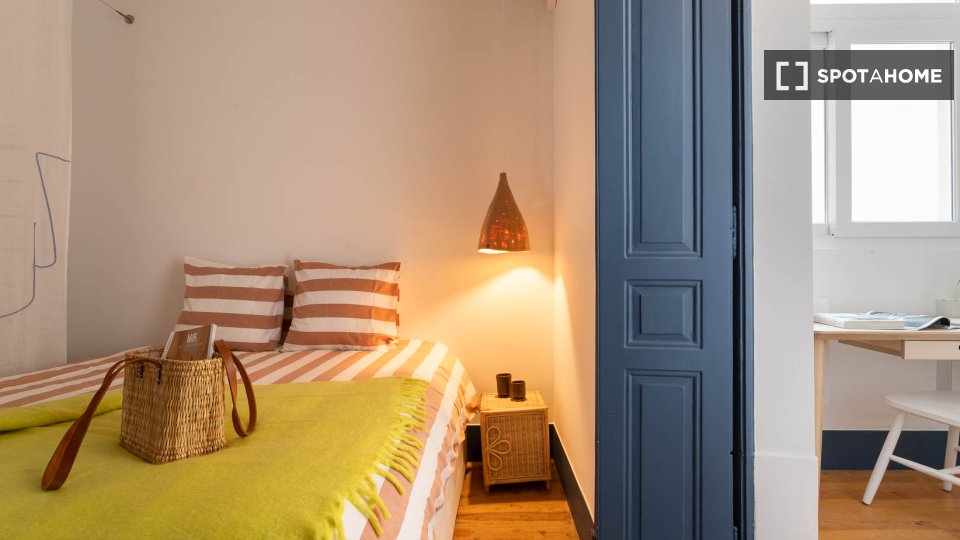 Double room Lisbon, 7 beds — photo 14
