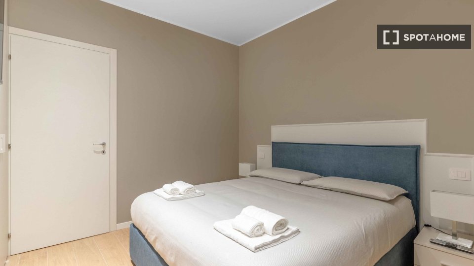 Apartamento Milán, 2 habitaciones, 80m² — foto 2