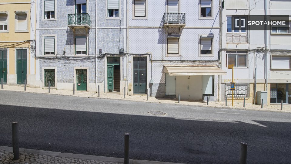 Apartment Lisbon, 1 bed — photo 2